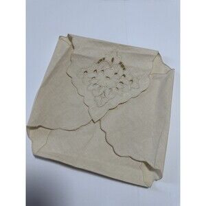 Beautiful Vintage VTG  Cotton Bun Bread Rolls Warmer Cutwork/Embroidery Liner